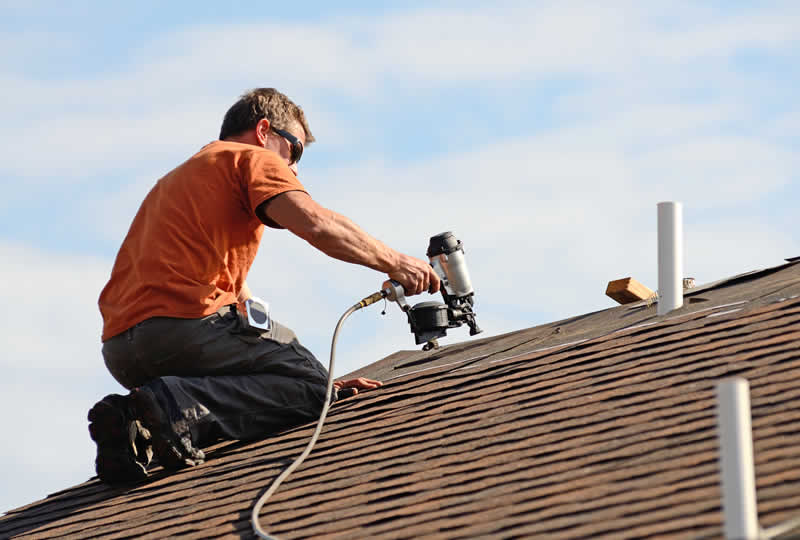 https://homeprosplymouth.com/wp-content/uploads/2016/03/GAF-Roofing-Materials.jpg