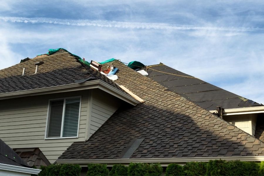 Key Questions to Ask Your Roofer in Plymouth Michigan when Getting a Roof Replacement